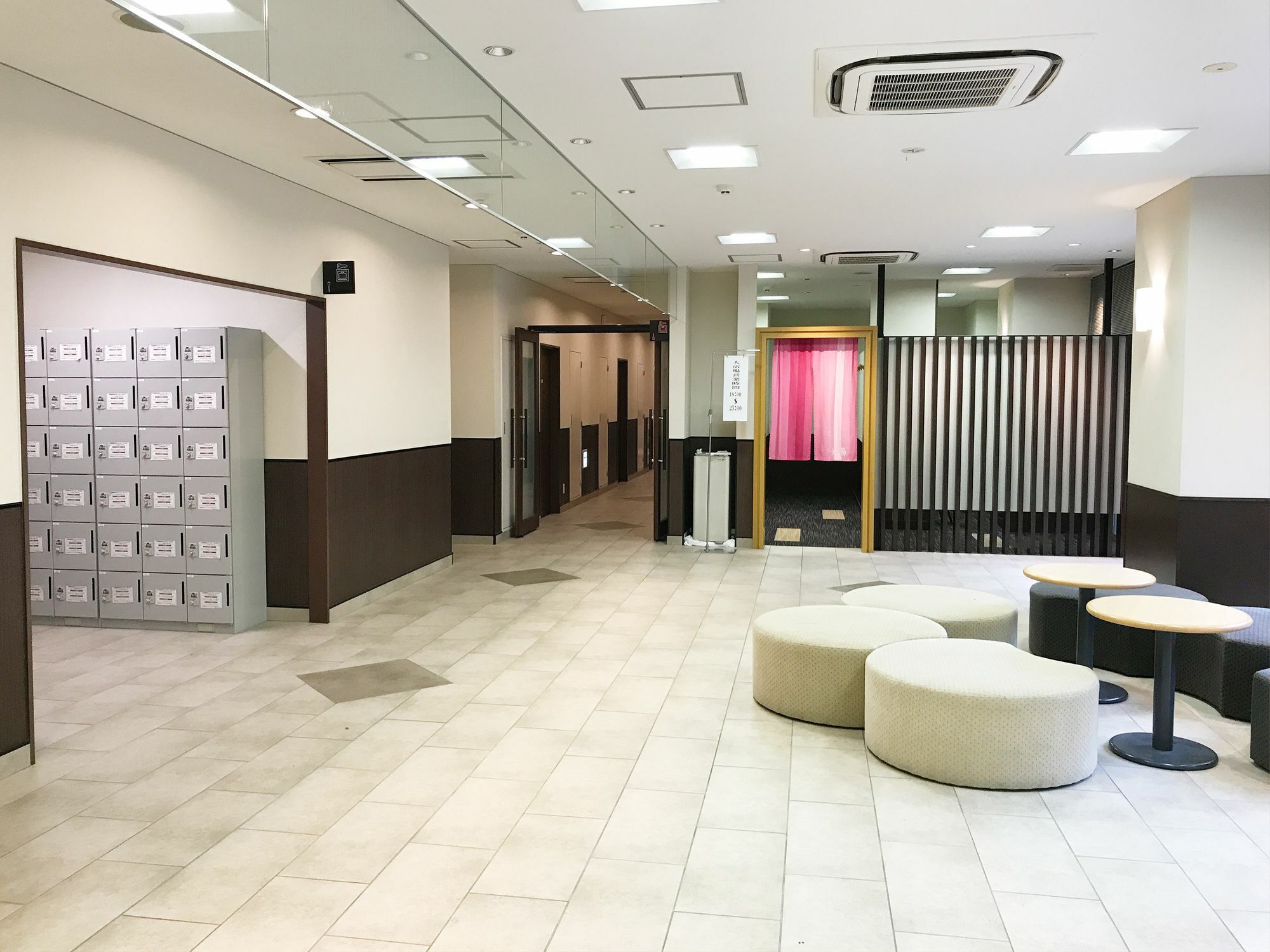 Hotel Osaka Academia Exteriér fotografie